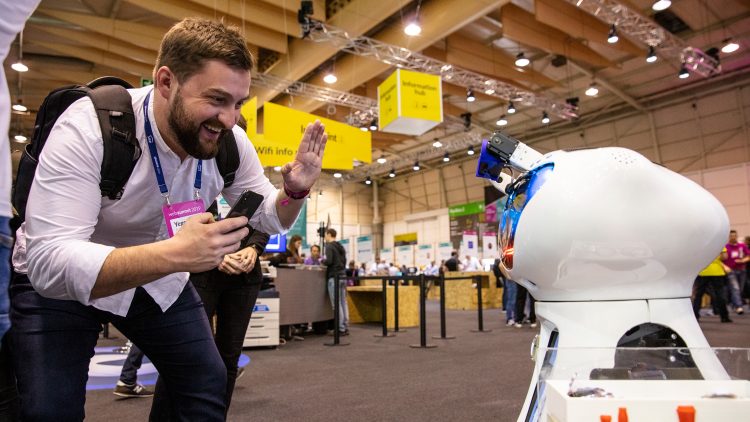 Web Summit: The success of Gasparzinho was not overshadowed by Sophia the Robot