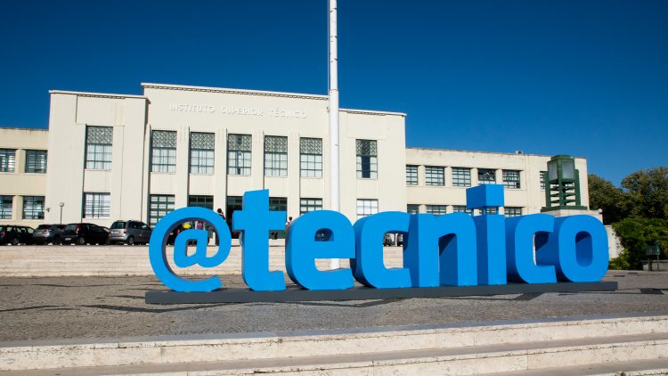 Five Técnico courses hit a 0% unemployment rate