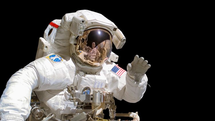 Como fazer passeios espaciais bem-sucedidos: Simulações de flutuações neutras – James Green