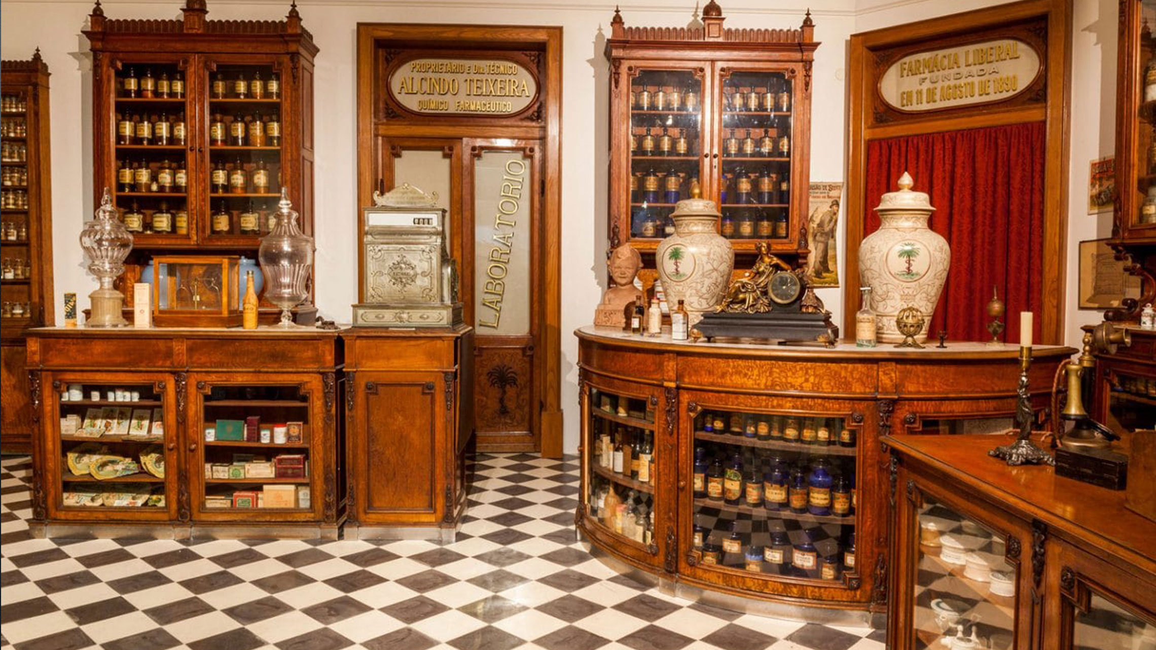 Exhibition “Histórias de Lisboa” Técnico Lisboa