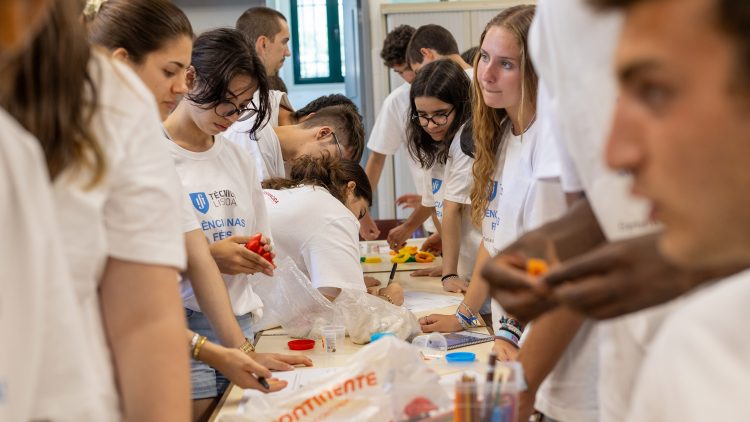 ‘Ciências nas Férias’ keeps secondary school students engaged in Engineering and Geological Resources activities