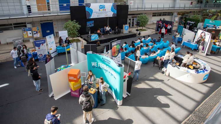 Semana Empresarial e Tecnológica conecta estudantes do Técnico ao mercado de trabalho