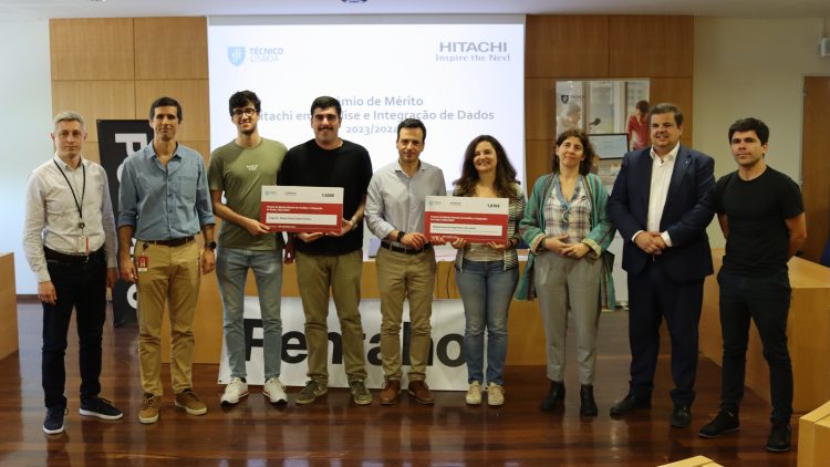 Técnico students receive Hitachi Merit Award