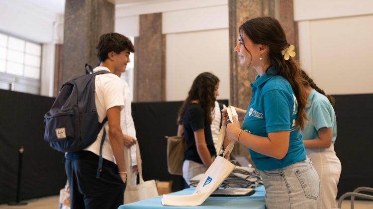 Estudantes colocados na segunda fase acolhidos no Técnico