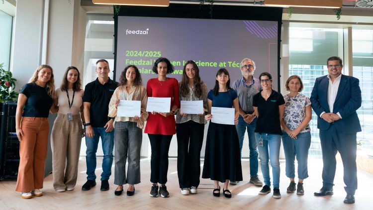 Técnico students receive Feedzai scholarships to support women in science