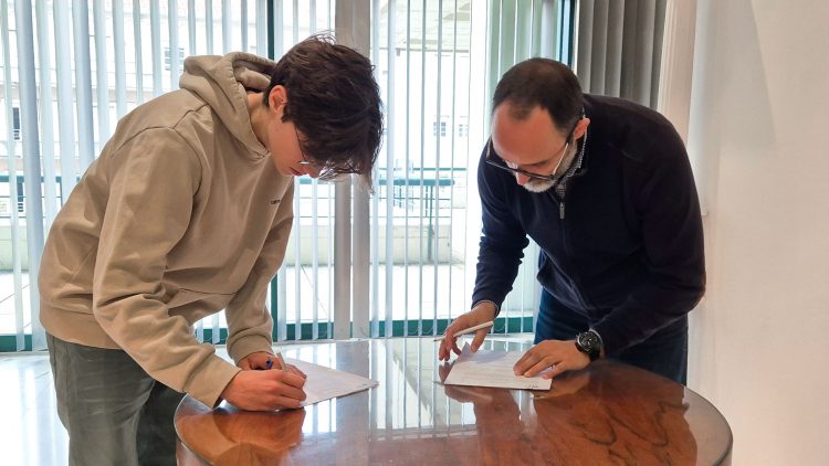 Estudante de Engenharia Física Tecnológica destaca-se na primeira edição da Bolsa Active Cap