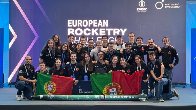 Técnico students win European rocket competition