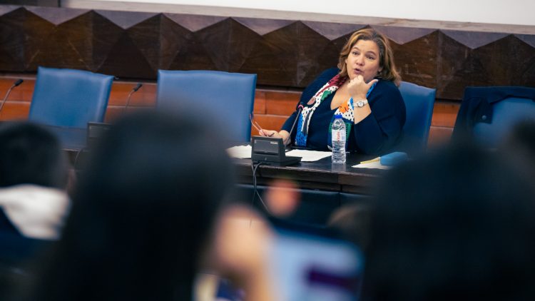 Modernização do Estado e da Administração Pública em discussão em aula do Técnico