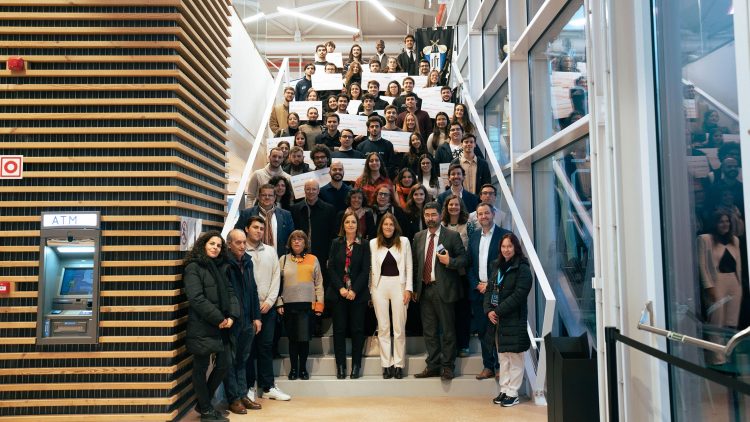 Técnico e Fundação Santander reconhecem projetos de estudantes com atribuição de prémios e bolsas