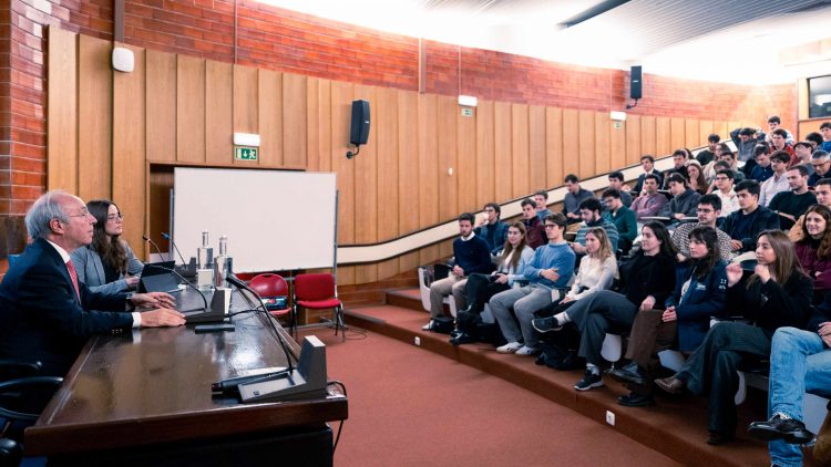 New students’ club promotes debate and brings Técnico closer to current issues