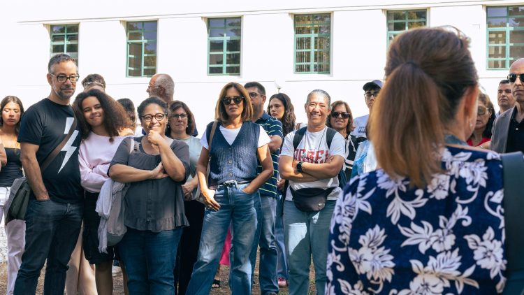 Técnico recebeu famílias de novos estudantes em três sessões de boas-vindas