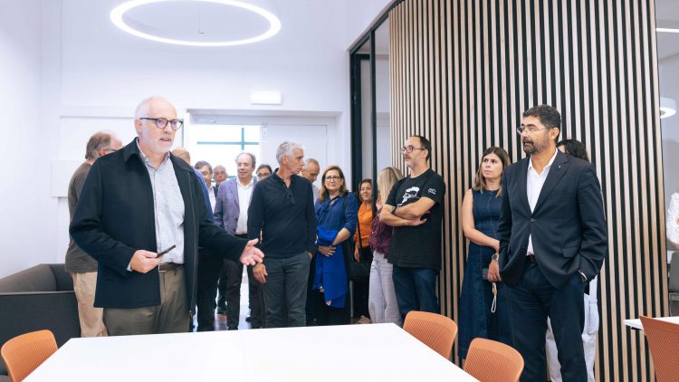 Técnico inaugurates new room for doctoral students