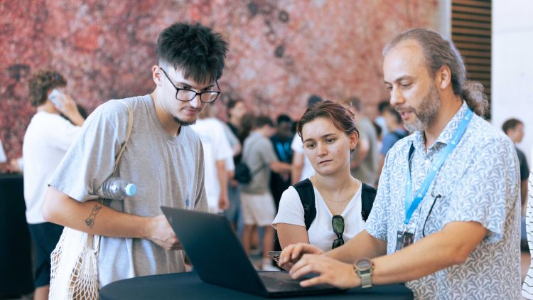 Sessão de Networking Unite! “Computação Quântica na Educação”